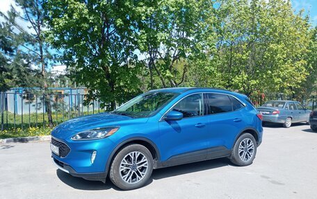 Ford Escape, 2020 год, 1 900 000 рублей, 2 фотография