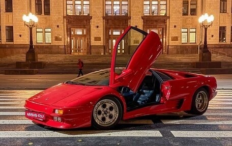 Lamborghini Diablo, 1991 год, 50 000 000 рублей, 5 фотография