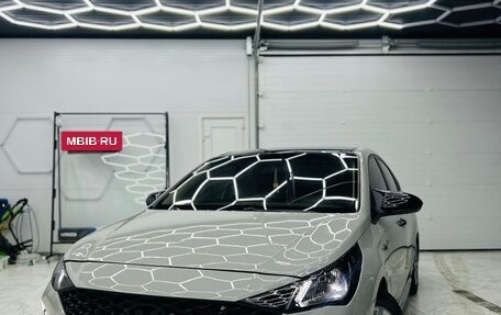 Hyundai Solaris II рестайлинг, 2017 год, 950 000 рублей, 5 фотография