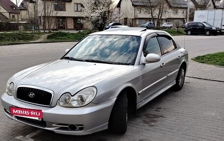 Hyundai Sonata IV рестайлинг, 2002 год, 340 000 рублей, 4 фотография