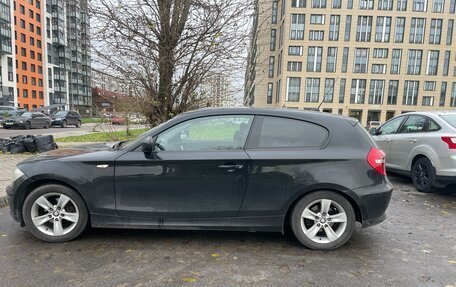 BMW 1 серия, 2010 год, 730 000 рублей, 3 фотография