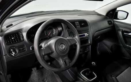 Volkswagen Polo VI (EU Market), 2010 год, 529 000 рублей, 9 фотография