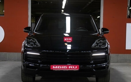 Porsche Cayenne III, 2018 год, 8 498 000 рублей, 2 фотография