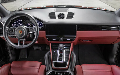 Porsche Cayenne III, 2018 год, 8 498 000 рублей, 14 фотография