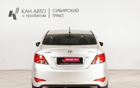 Hyundai Solaris II рестайлинг, 2015 год, 830 000 рублей, 10 фотография