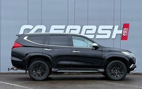 Mitsubishi Pajero Sport III рестайлинг, 2019 год, 3 999 000 рублей, 5 фотография
