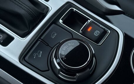 Mitsubishi Pajero Sport III рестайлинг, 2019 год, 3 999 000 рублей, 24 фотография