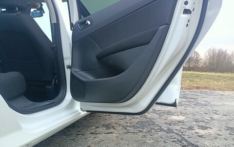 Peugeot 308 II, 2012 год, 699 999 рублей, 11 фотография