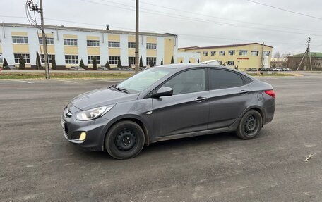 Hyundai Solaris II рестайлинг, 2011 год, 495 000 рублей, 2 фотография