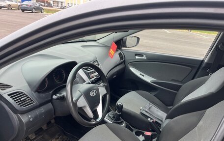 Hyundai Solaris II рестайлинг, 2011 год, 495 000 рублей, 6 фотография