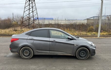 Hyundai Solaris II рестайлинг, 2011 год, 495 000 рублей, 4 фотография