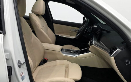 BMW 3 серия, 2022 год, 3 740 000 рублей, 11 фотография