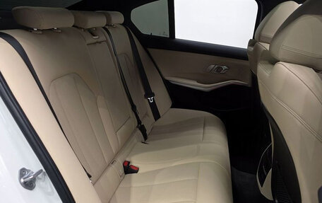 BMW 3 серия, 2022 год, 3 740 000 рублей, 12 фотография