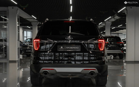 Ford Explorer VI, 2017 год, 2 980 000 рублей, 6 фотография