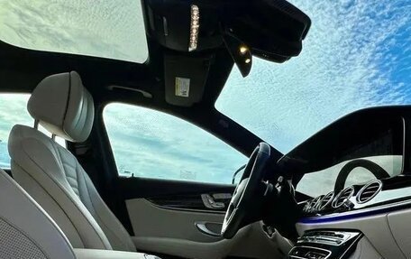 Mercedes-Benz E-Класс, 2022 год, 3 911 000 рублей, 13 фотография