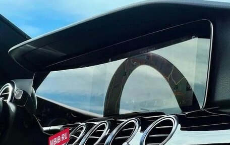 Mercedes-Benz E-Класс, 2022 год, 3 911 000 рублей, 8 фотография