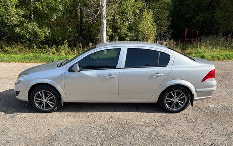 Opel Astra H, 2012 год, 550 000 рублей, 1 фотография