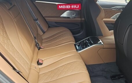 BMW M8 I (F91/F92/F93), 2022 год, 17 890 732 рублей, 11 фотография