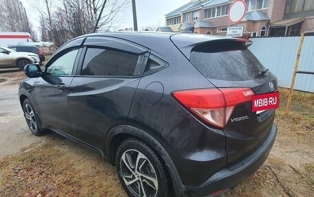 Honda Vezel, 2017 год, 1 800 000 рублей, 2 фотография