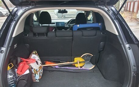 Honda Vezel, 2017 год, 1 800 000 рублей, 11 фотография