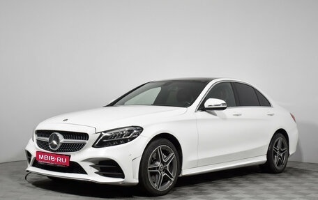 Mercedes-Benz C-Класс, 2018 год, 3 048 900 рублей, 1 фотография