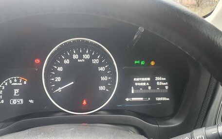 Honda Vezel, 2017 год, 1 800 000 рублей, 23 фотография