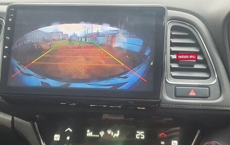 Honda Vezel, 2017 год, 1 800 000 рублей, 20 фотография