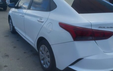 Hyundai Solaris II рестайлинг, 2021 год, 1 200 000 рублей, 13 фотография