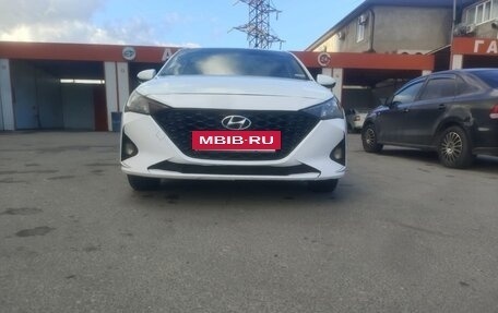 Hyundai Solaris II рестайлинг, 2021 год, 1 200 000 рублей, 16 фотография