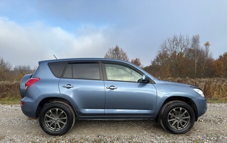 Toyota RAV4, 2006 год, 1 095 000 рублей, 4 фотография