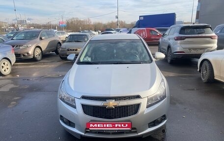 Chevrolet Cruze II, 2012 год, 800 000 рублей, 2 фотография