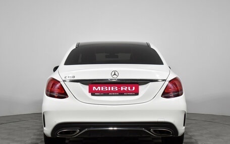 Mercedes-Benz C-Класс, 2018 год, 3 048 900 рублей, 6 фотография