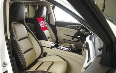 FAW Bestune T77, 2023 год, 1 997 000 рублей, 8 фотография