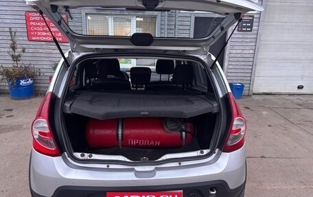 Renault Sandero II рестайлинг, 2013 год, 580 000 рублей, 1 фотография