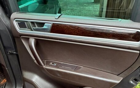 Volkswagen Touareg III, 2012 год, 2 600 000 рублей, 10 фотография