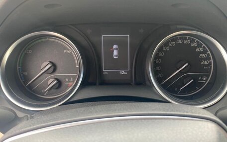 Toyota Camry, 2023 год, 4 800 000 рублей, 4 фотография