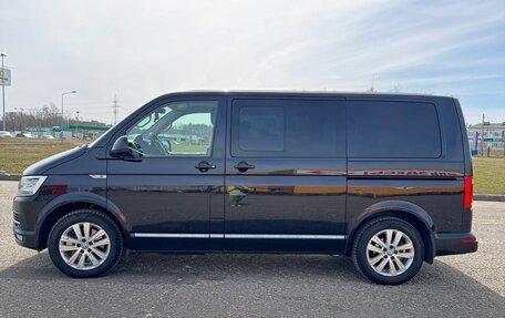 Volkswagen Multivan T6 рестайлинг, 2016 год, 3 460 000 рублей, 11 фотография