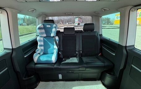 Volkswagen Multivan T6 рестайлинг, 2016 год, 3 460 000 рублей, 19 фотография