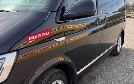 Volkswagen Multivan T6 рестайлинг, 2016 год, 3 460 000 рублей, 12 фотография