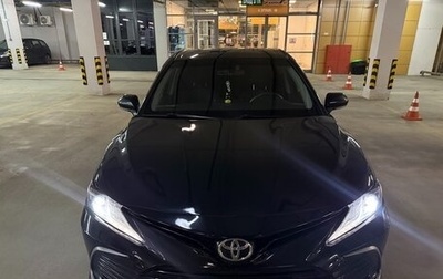 Toyota Camry, 2021 год, 2 600 000 рублей, 1 фотография