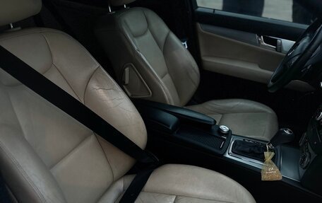 Mercedes-Benz C-Класс, 2009 год, 1 020 000 рублей, 4 фотография