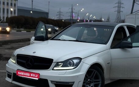 Mercedes-Benz C-Класс, 2009 год, 1 020 000 рублей, 13 фотография