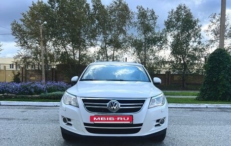 Volkswagen Tiguan I, 2010 год, 1 190 000 рублей, 2 фотография