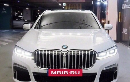 BMW 7 серия, 2022 год, 5 750 000 рублей, 2 фотография