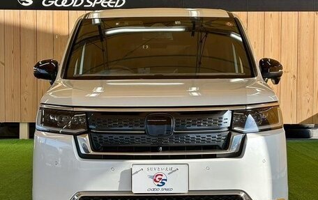 Honda Stepwgn, 2022 год, 1 951 950 рублей, 9 фотография