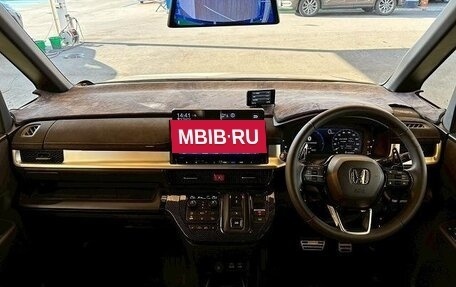 Honda Stepwgn, 2022 год, 1 951 950 рублей, 15 фотография