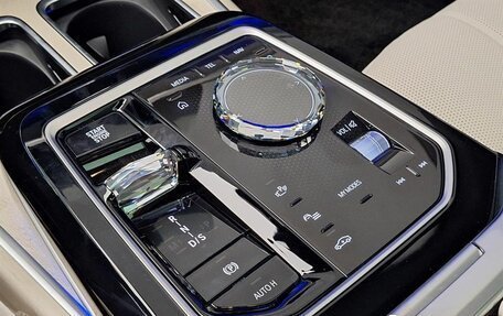 BMW 7 серия, 2025 год, 24 670 000 рублей, 14 фотография