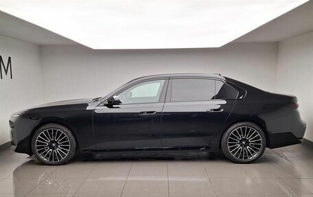 BMW 7 серия, 2025 год, 24 670 000 рублей, 2 фотография