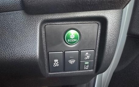 Honda Vezel, 2021 год, 1 367 000 рублей, 17 фотография