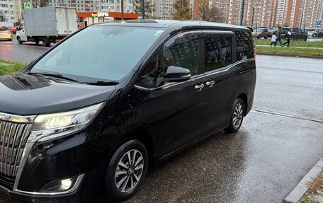 Toyota Esquire I, 2019 год, 3 000 000 рублей, 6 фотография